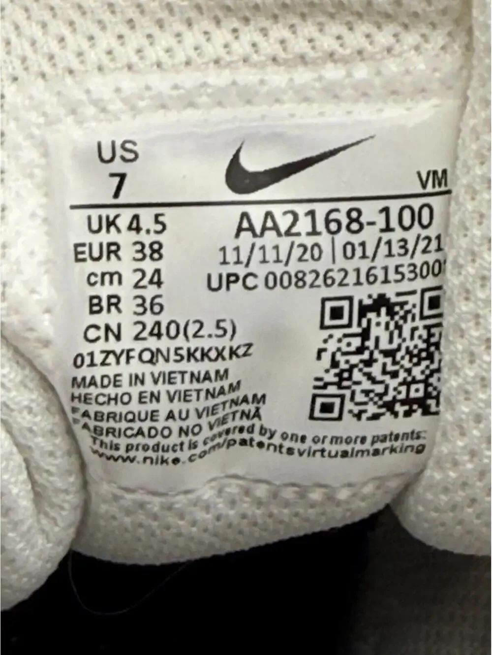 Nike Women’s Air Max 720 Mesh Athletic Shoes White Cream